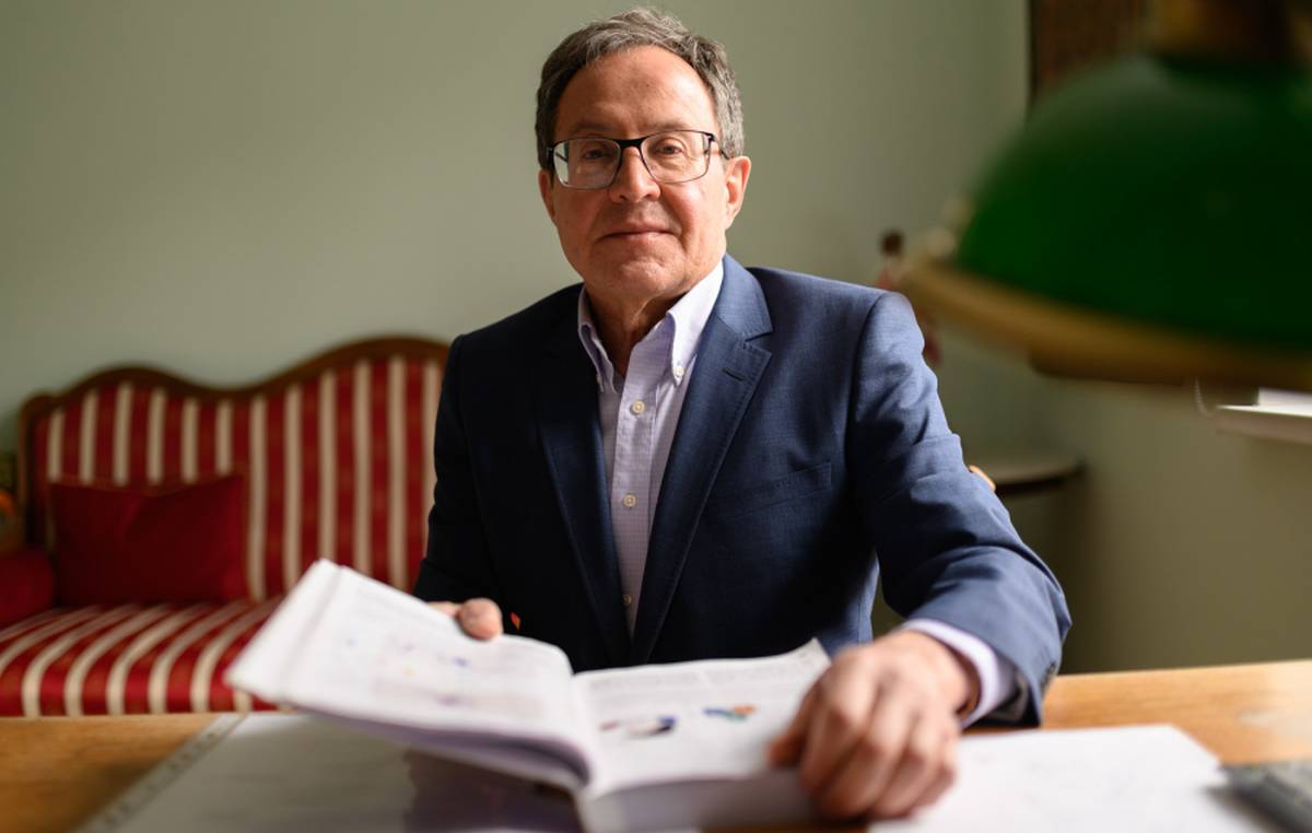 Яков Иммануэлевич Маршак выступил на фестивале «КнигаМарт» в Иркутске